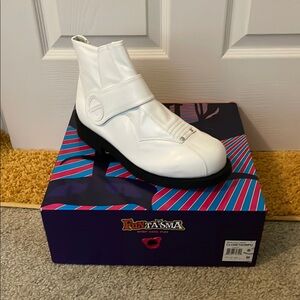 Like New In Box Funtasma Clone Shoes